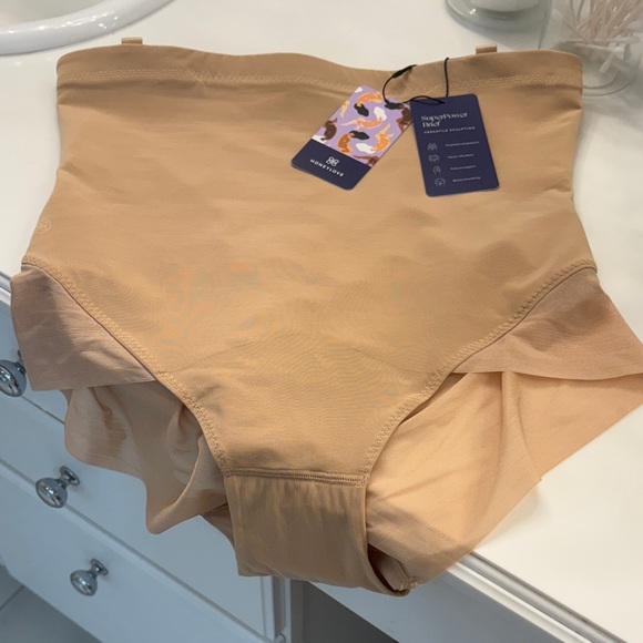 NWT | Honeylove | “Superpower Brief” High-Waisted Shapewear Brief in Nude, Sz XL - Picture 1 of 2